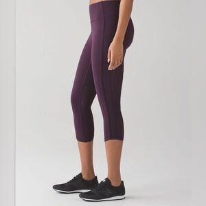 Lululemon Deep Breath Leggings with 21” inseam- EUC